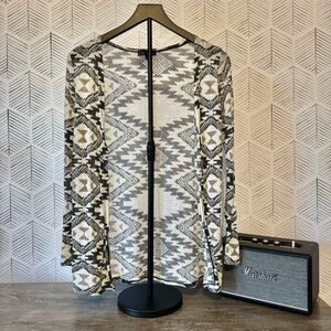Aztec/Geometric Patterned Cardigan